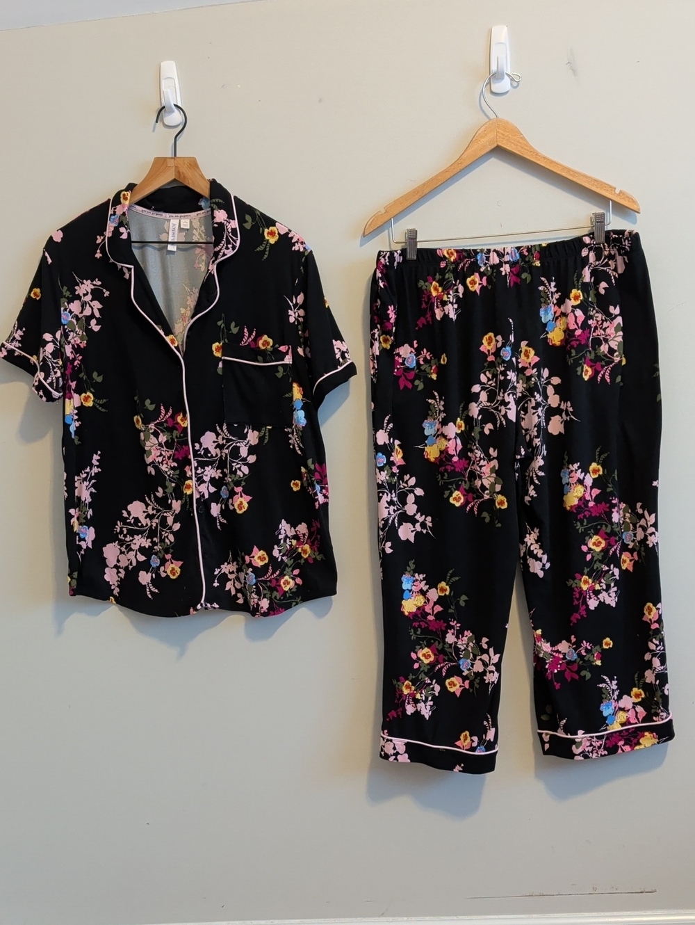 Joyspun Floral Button Front Capri Pajama Set